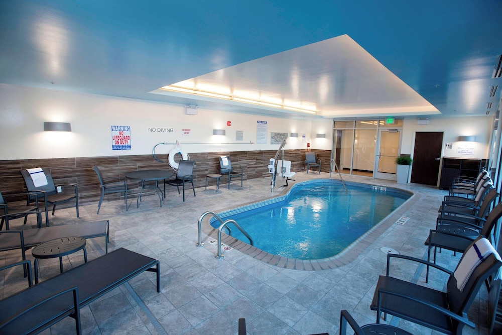 Fairfield Inn & Suites by Marriott Detroit Lakes - photo 48