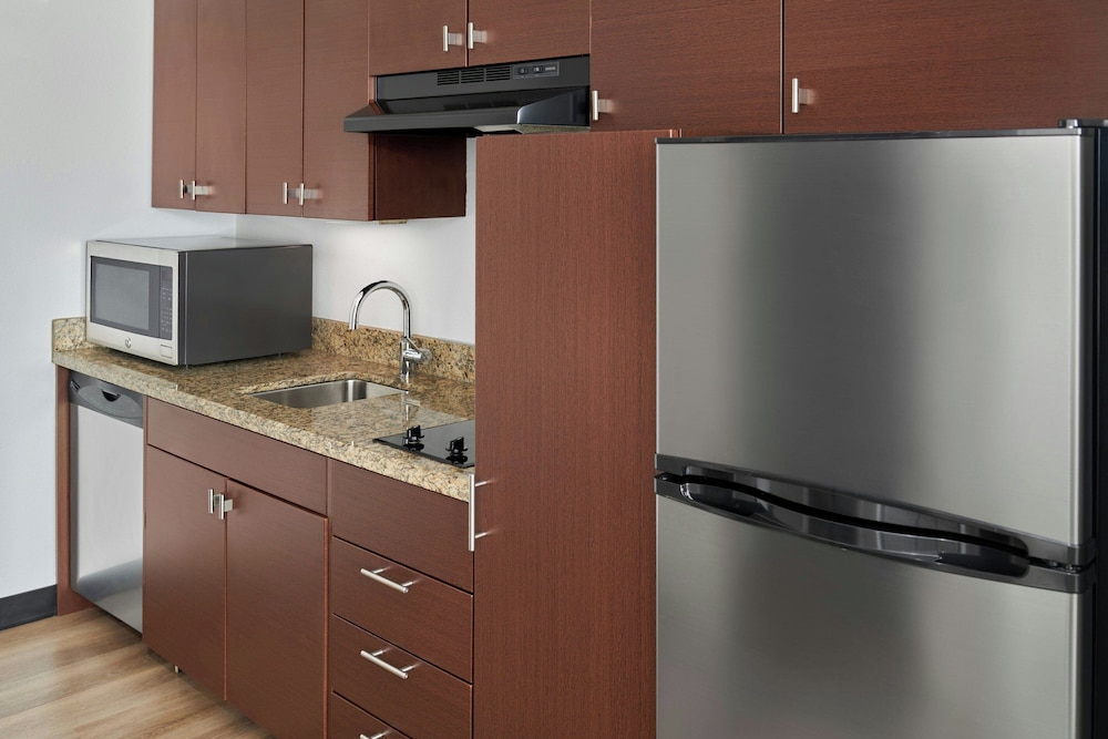 TownePlace Suites by Marriott Detroit Troy - photo 24