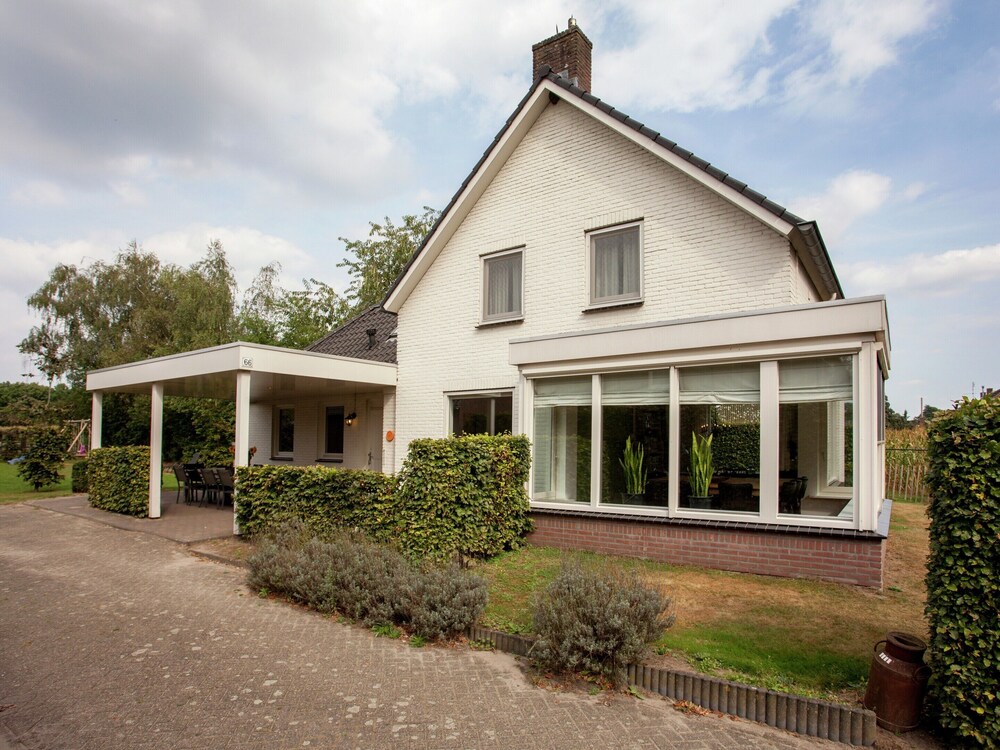 Majestic Large Holiday Home Near Leende Located Between Meadows And Forests 17368172 — Leende