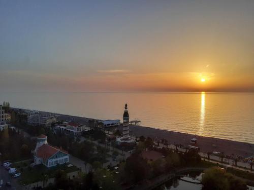 Only Front Sea View No Side View Wonderful Panorama High Floor Location Guarantee