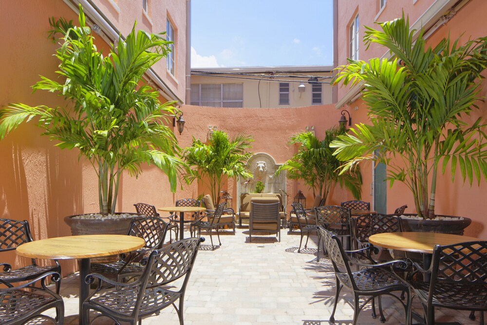 Casa Victoria Orchid Hotel - photo 29
