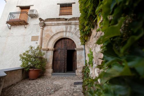 apartamento Dolina — 4-Star Luxury Hotel in Segura De La Sierra, Spain