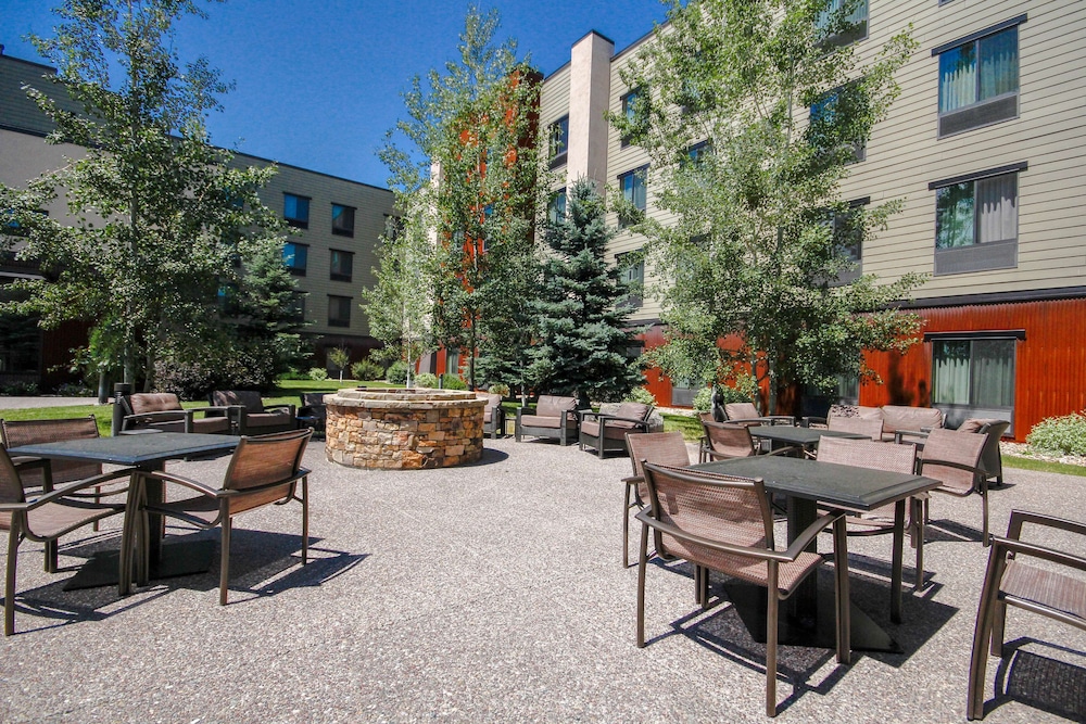Homewood Suites by Hilton Bozeman - photo 35