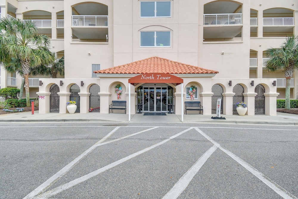 Barefoot Resort Condo about 2 Mi to Beach Access - photo 15