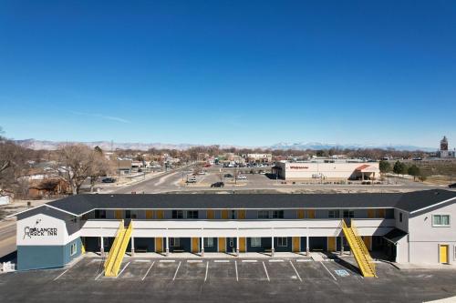 Balanced Rock Inn - photo 11