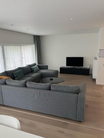 Appartement 2 slaapkamers Orly 1 — 4-Star Luxury Hotel in Ostend, Belgium