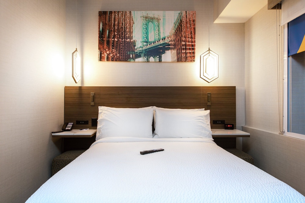Holiday Inn Express New Rochelle by IHG - photo 19