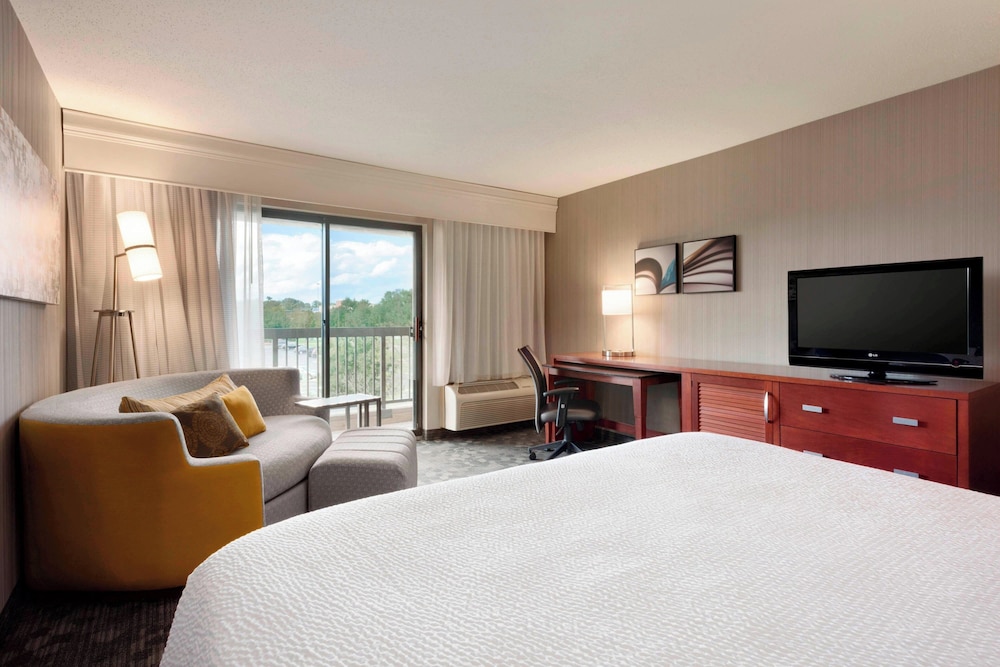 Courtyard by Marriott Akron Fairlawn - photo 8