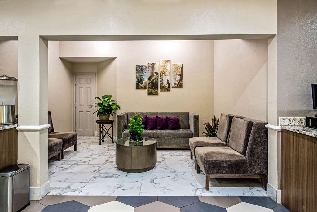 La Quinta Inn & Suites by Wyndham Kingwood Houston IAH Airpt - photo 8