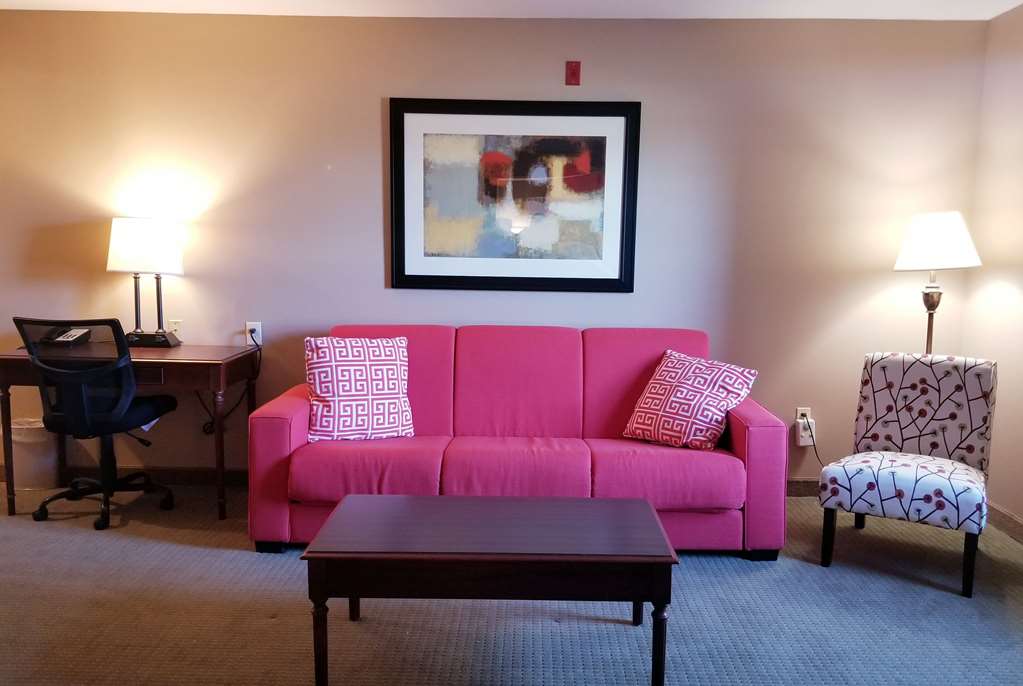 Ramada by Wyndham Sellersburg Louisville North - photo 21