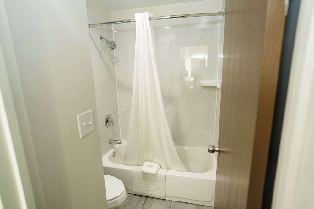 Sleep Inn & Suites Knoxville West - photo 37