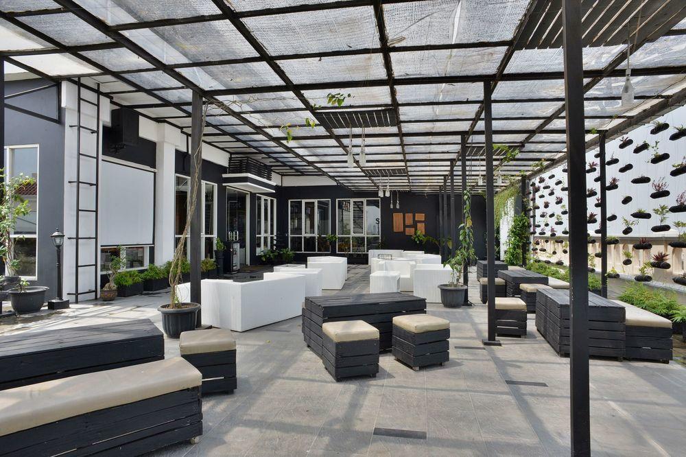 ZEN Rooms Singosaren in Surakarta, Indonesia