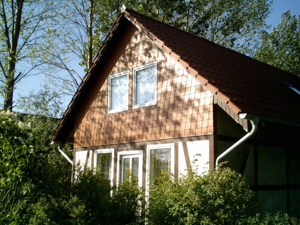 Bungalow in Boergerende rethwisch mit Sauna — 4-Star Luxury Hotel in Boergerende-Rethwisch, Germany
