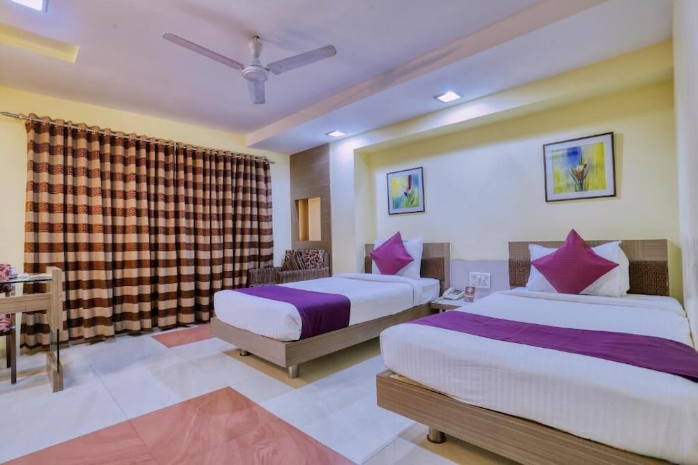 Hotel Amrit Residency — Indore — photo 3