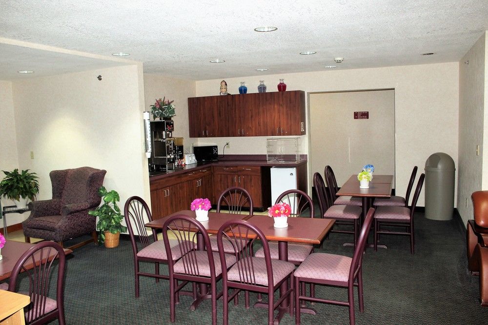 Cumberland Inn & Suites - photo 37
