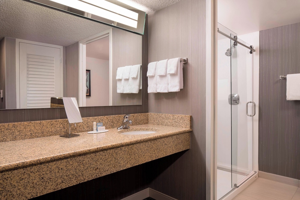 Courtyard by Marriott Denver Airport - photo 25