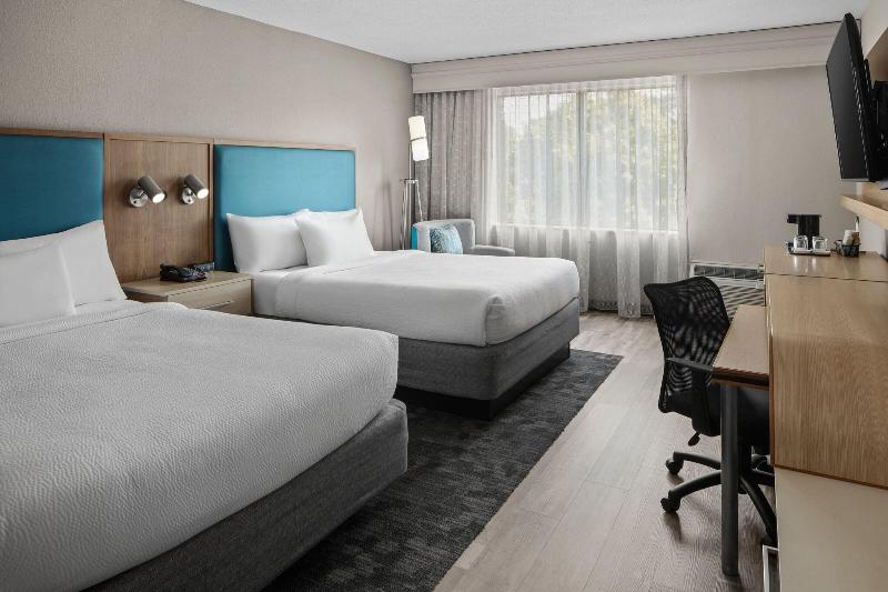 Courtyard by Marriott Newport News Yorktown - photo 54