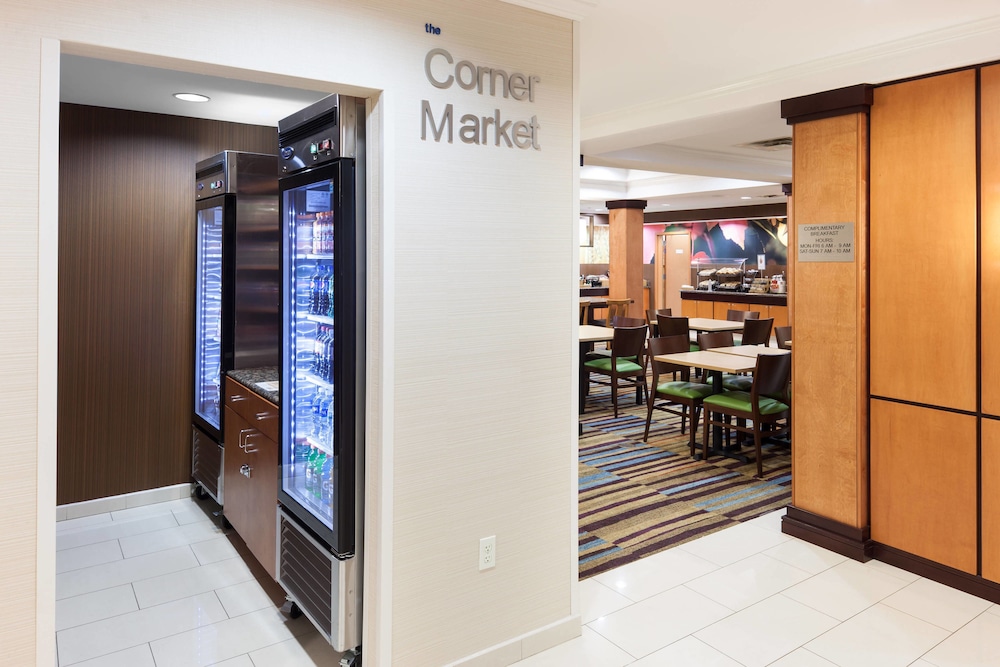 Fairfield Inn & Suites by Marriott Jacksonville Butler Blvd - photo 19