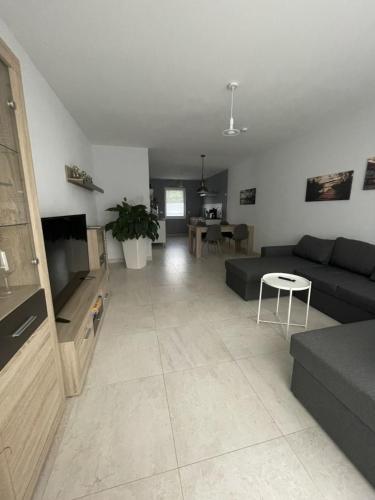 Ferienhaus am Ruppiner See - carbon neutral hotel in Neuruppin
