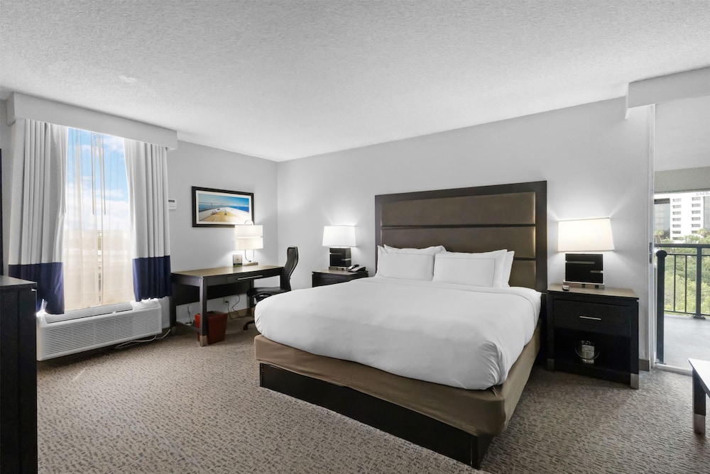 DoubleTree by Hilton Palm Beach Gardens - photo 13