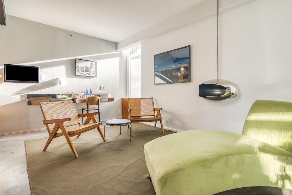 Hotel Alameda Highline - photo 23