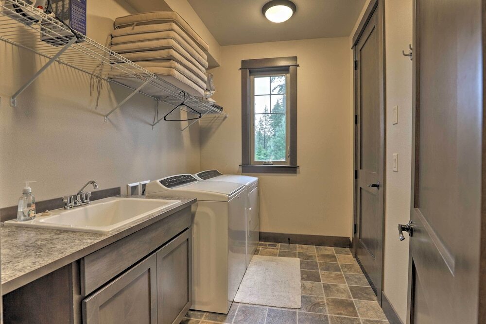 Luxury Suncadia Resort Retreat with Private Hot Tub - photo 19