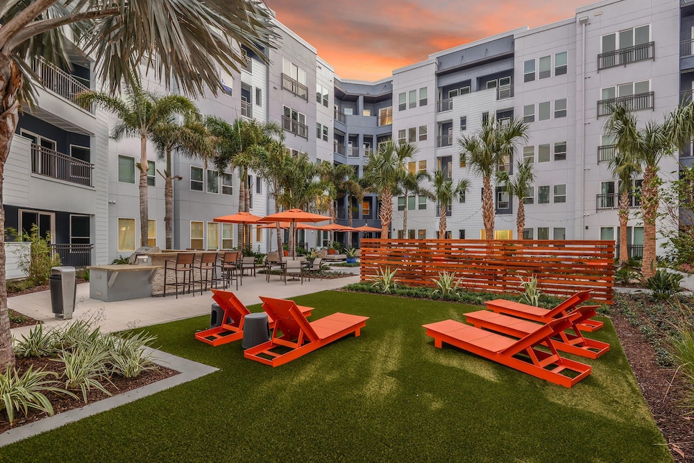 Suitesrus Apart Hotel Near Dodgers Stadium - photo 8