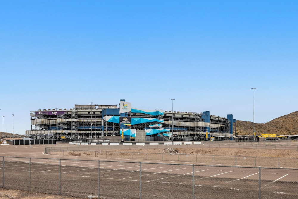 Holiday Inn Express & Suites Phoenix West Tolleson by IHG - photo 84