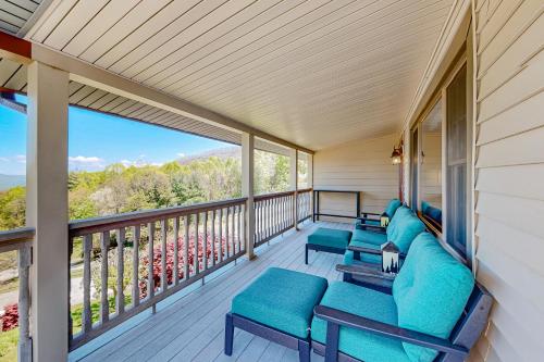 Blue Spruce Retreat in Waynesville, United States