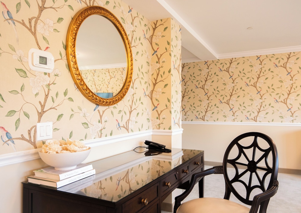 The Pathmaker Hotel - photo 23