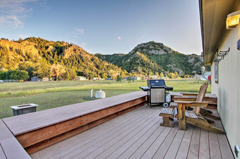 Craig Area Fly Fishing Hot Spot: Walk to River — hotel in Cascade