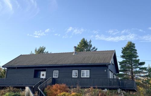 5 Bedroom Cozy Home In Lyngdal — 5-Star Luxury Hotel in Lyngdal, Norway