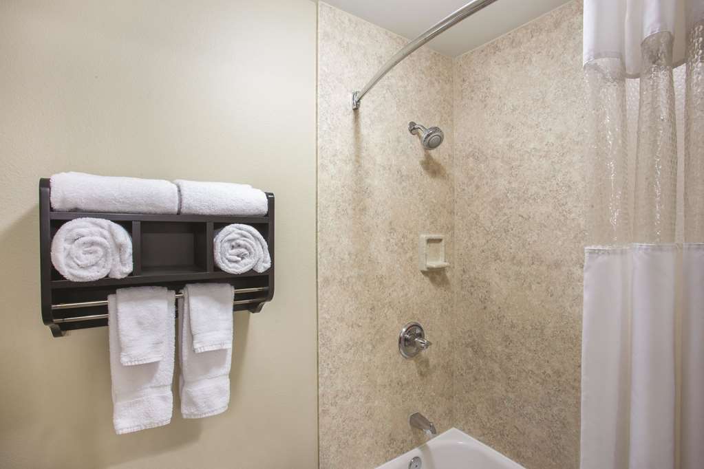 La Quinta Inn & Suites by Wyndham Moab - photo 14