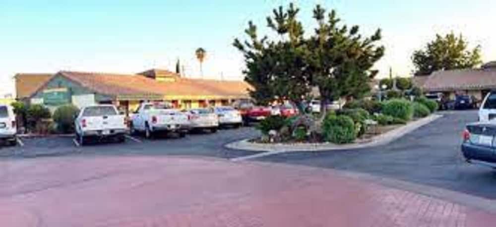 FairBridge Inn & Suites Merced Gateway to Yosemite - photo 27