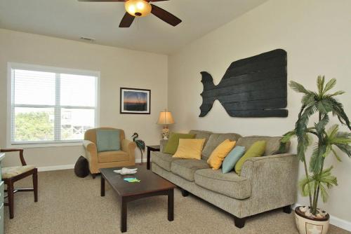 This Is It by Oak Island Accommodations - photo 9