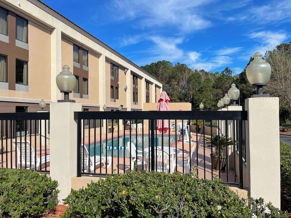 Comfort Inn Darien North Brunswick - photo 40
