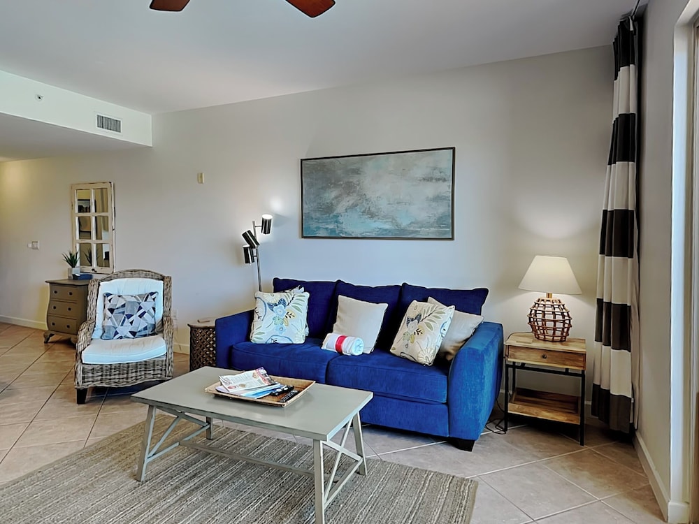 Beach Resort 305 1058526 1 Br condo by RedAwning - photo 15