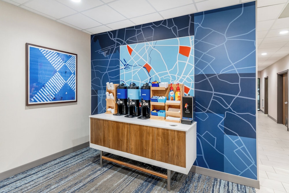 Holiday Inn Express Hotel & Suites Cheyenne by IHG - photo 23