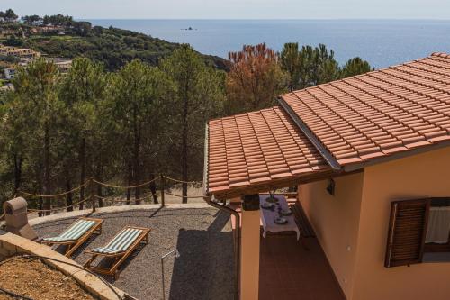 Casa Al Mare — 4-Star Luxury Hotel in Capoliveri, Italy