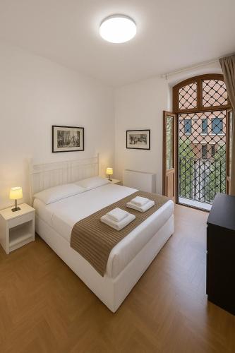 Femi apartments — 4-Star Luxury Hotel in Rome, Italy