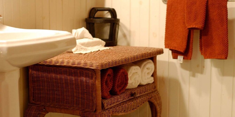 Wrens Nest Inn - photo 42