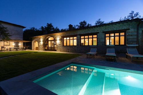 Casa Faraona villa with private pool — 4-Star Luxury Hotel in Gaiole In Chianti, Italy