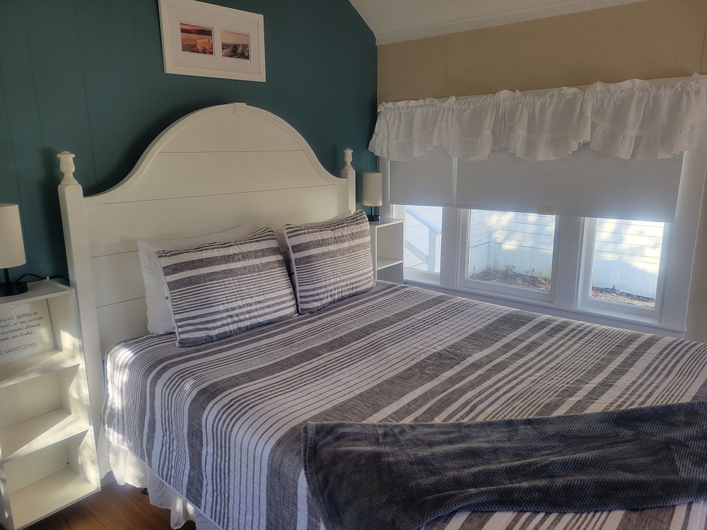2 River Road Inn & Cottages - photo 14