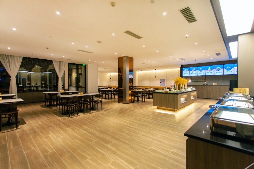 Hanting Hotel Ganzi Batang in Ganzi, People's Republic of China