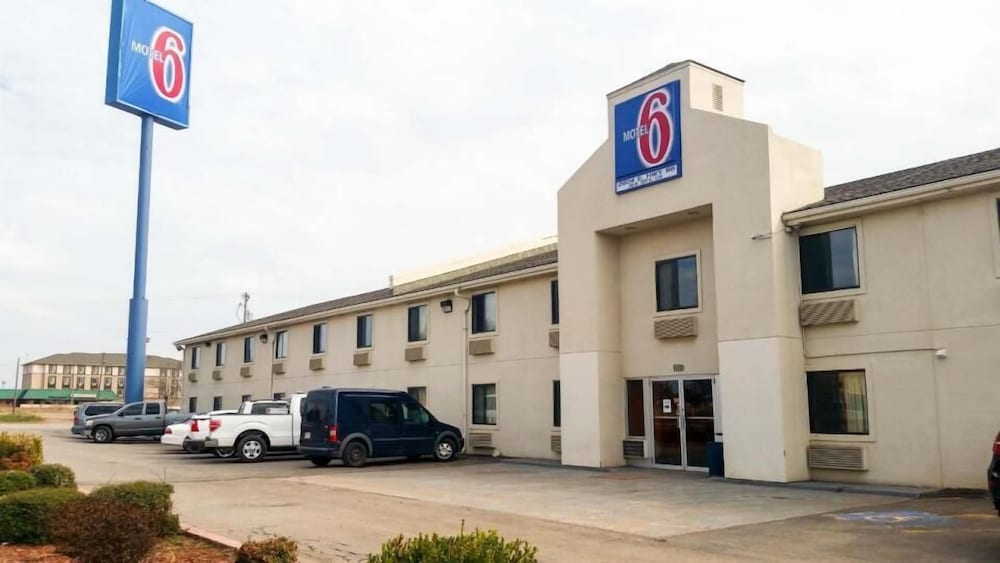 Motel 6 Elk City OK - featured photo