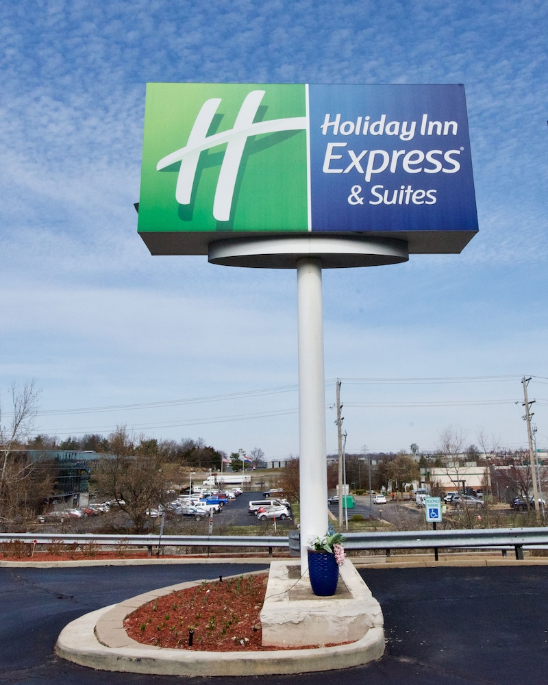 Holiday Inn Express & Suites St. Louis West Fenton by IHG - photo 54