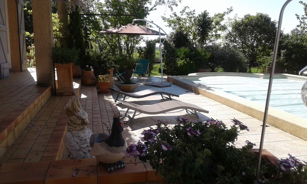 Michèle et Didier Lin — hotel in Saint-Laurent-Du-Var