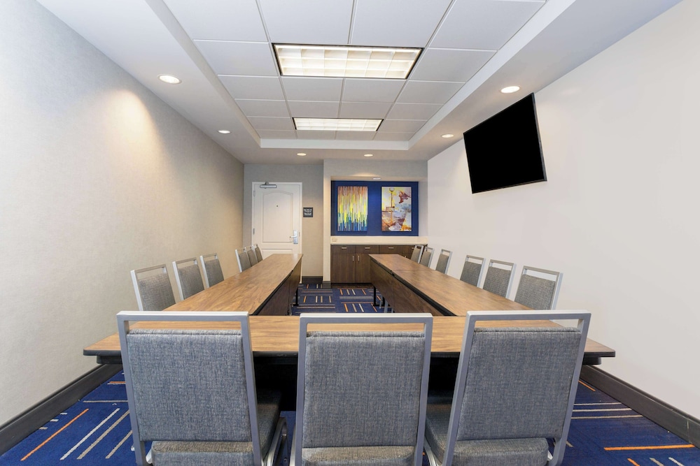 Hampton Inn & Suites Tallahassee I 10 Thomasville Road - photo 66