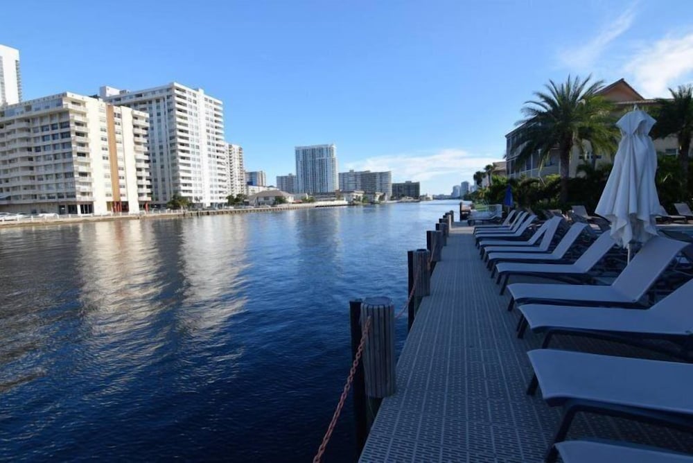 2 Bedroom Unit Across From Ocean @ Beachwalk Resort - photo 42