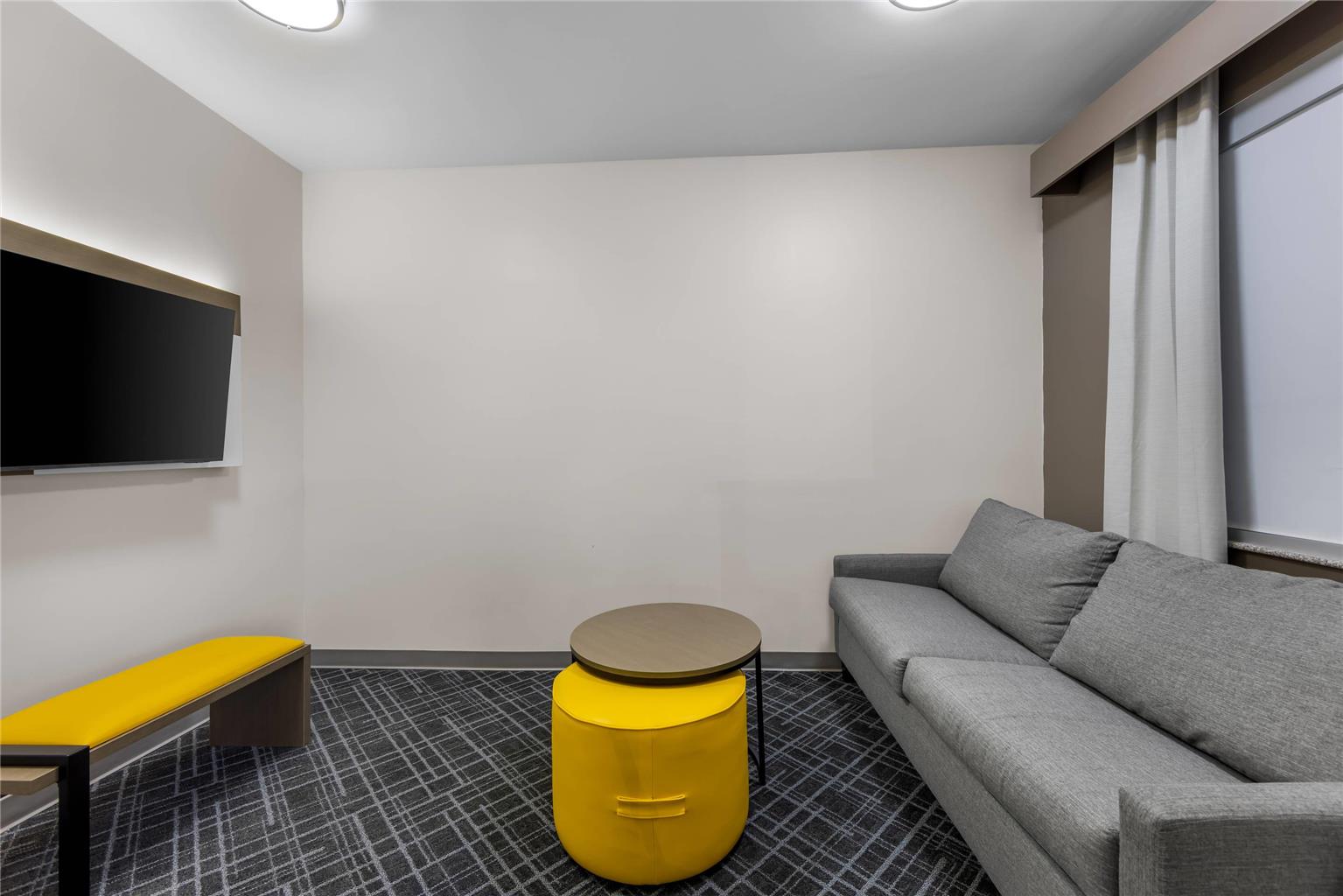Comfort Suites London South - photo 36